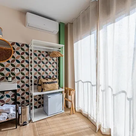 Vestal Domo Adults Only Han/Misafirhane Cambrils